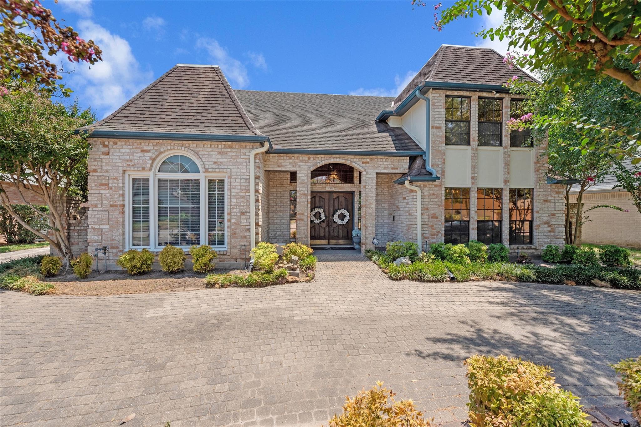 1767 Creekside Dr