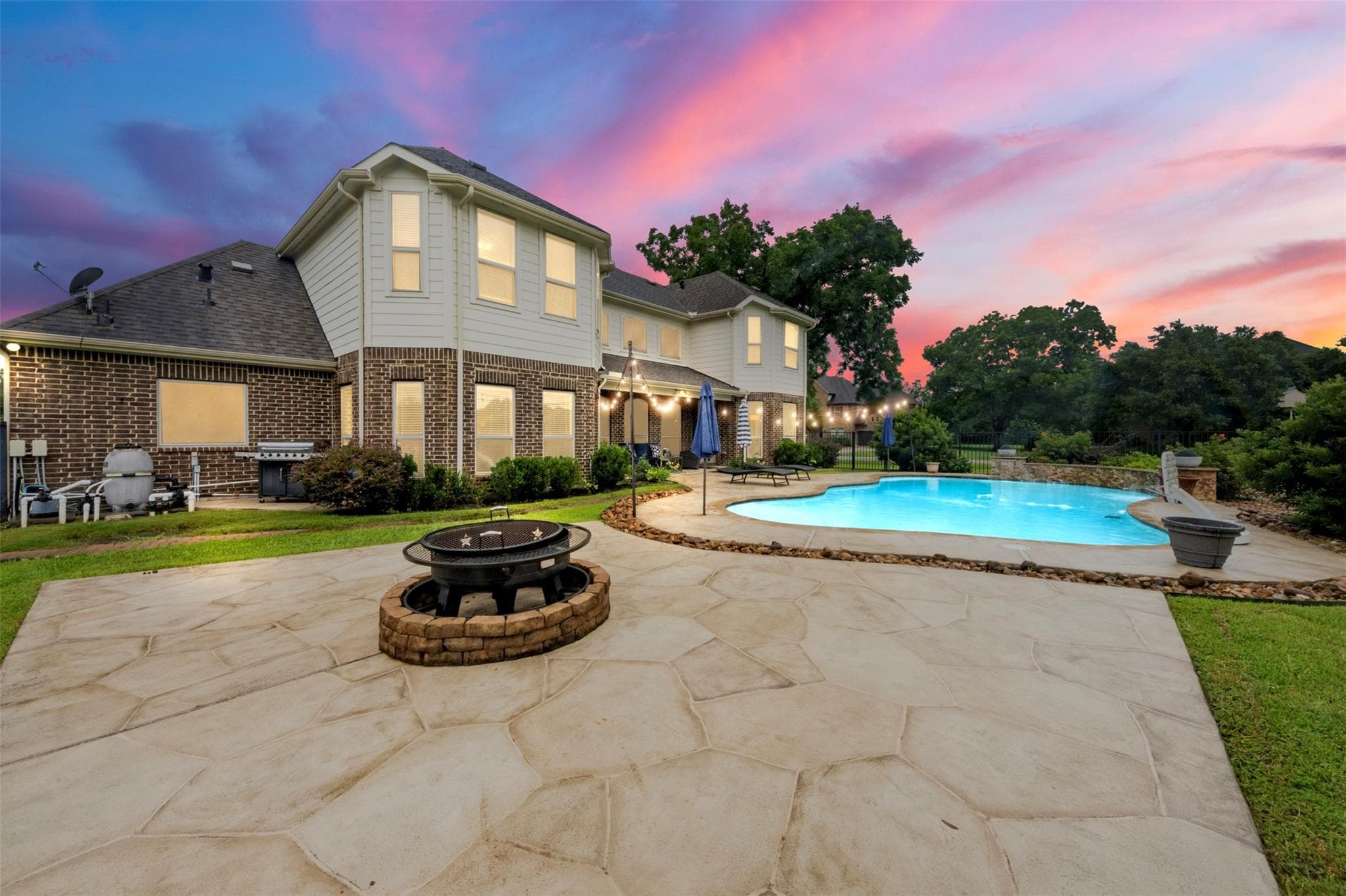 Main property image