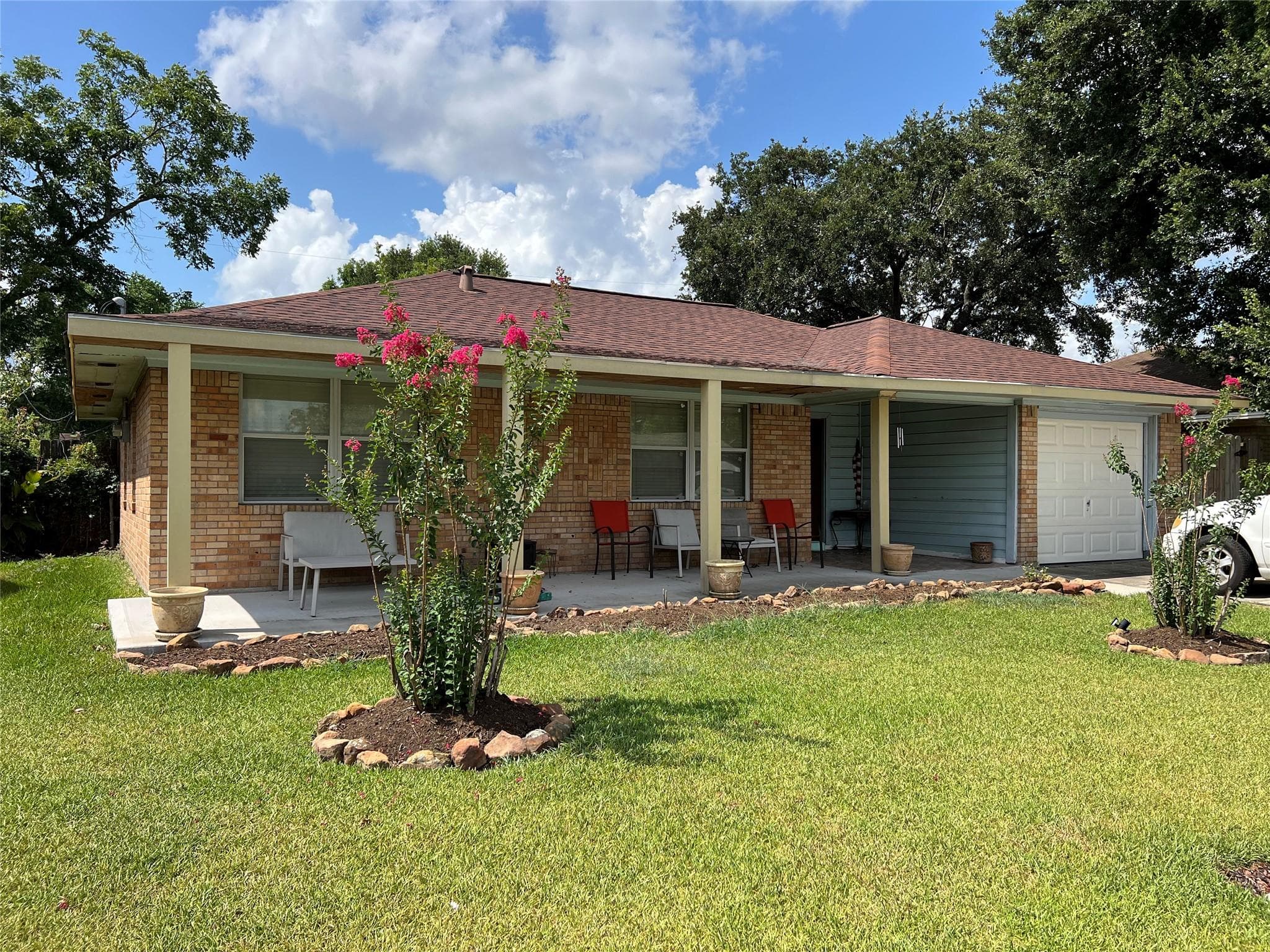 3014 Thornwood Dr