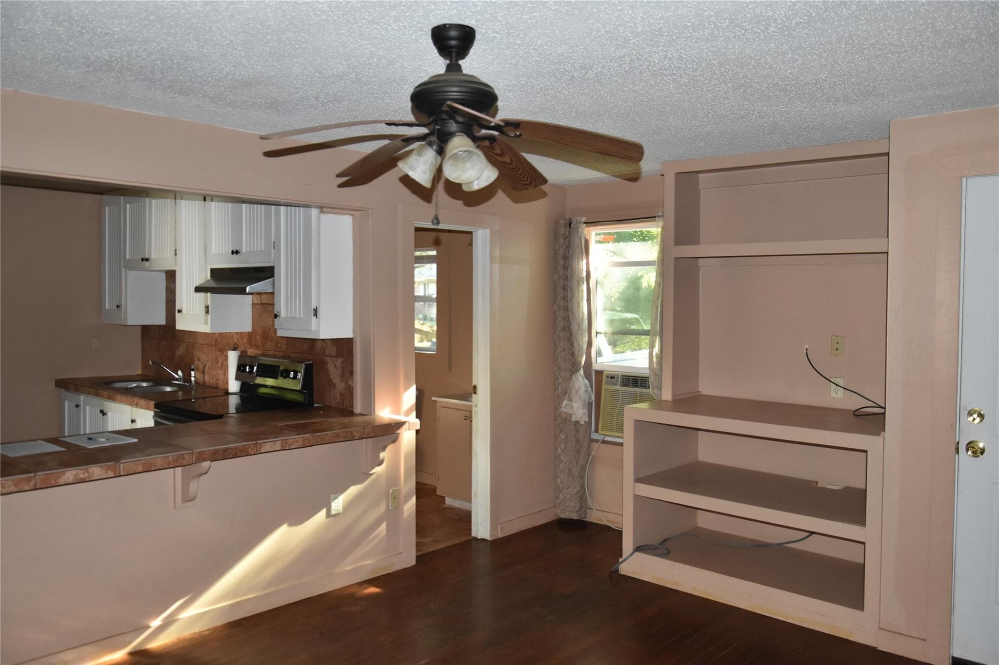 Gallery image 2