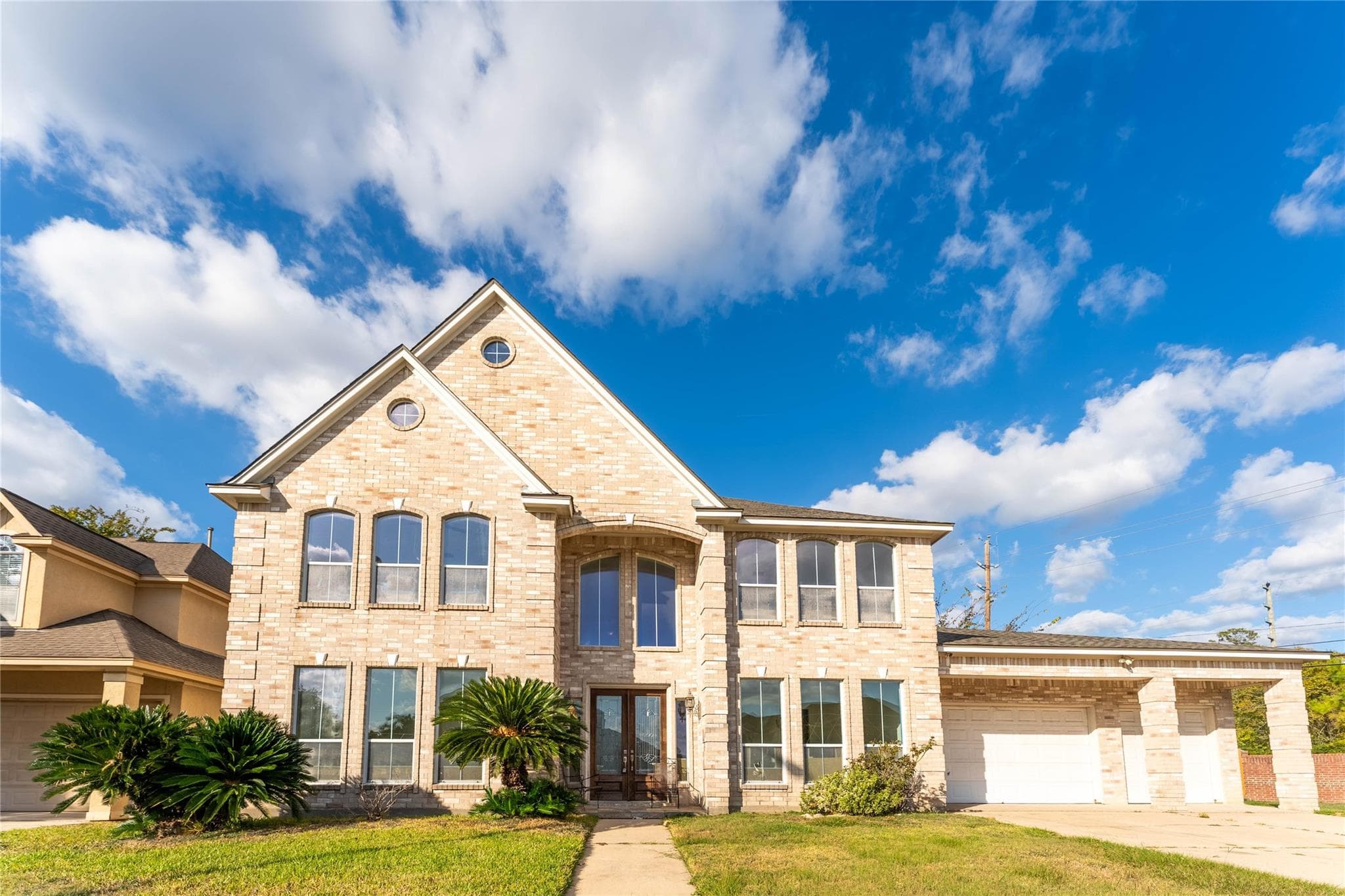 Main property image