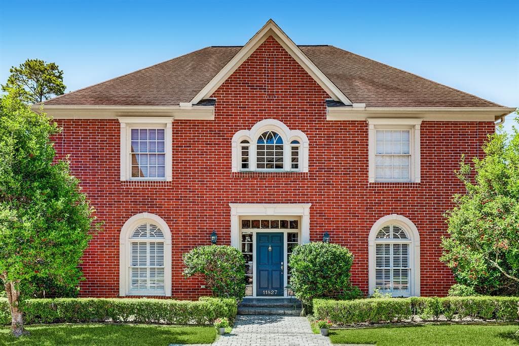 11827 Village Park Cir