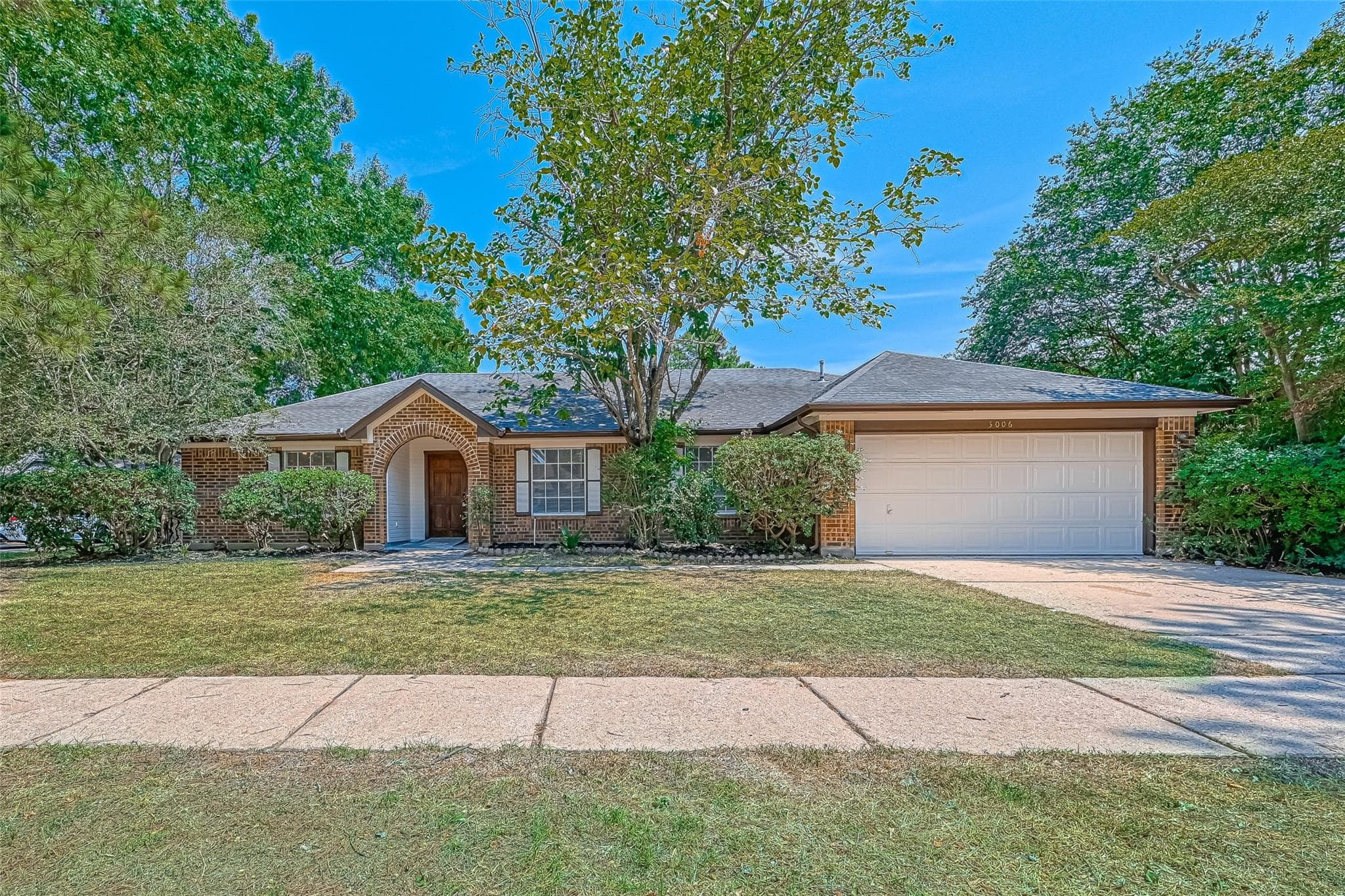 5006 Dawn Lily Dr