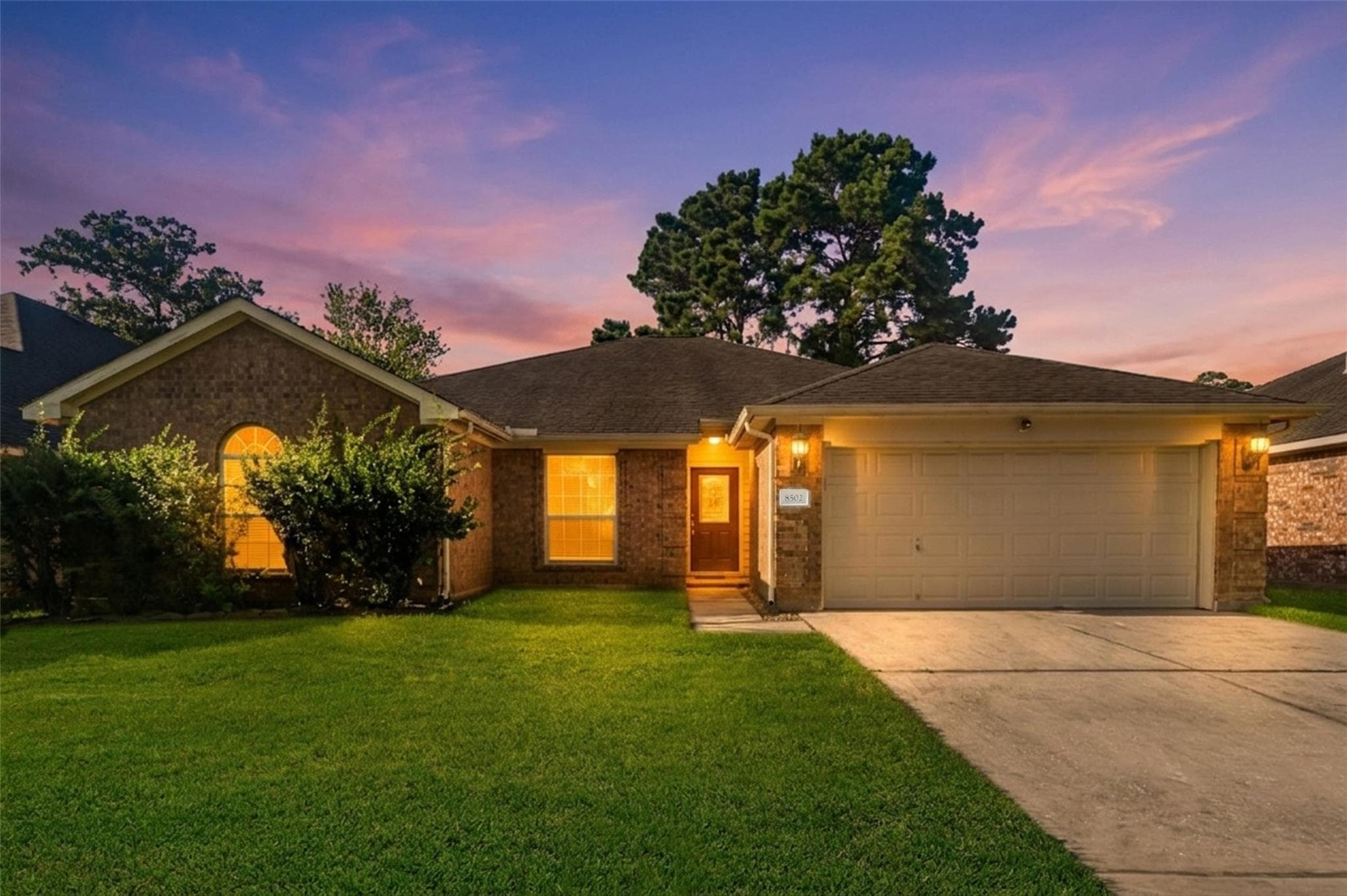 8502 Hunters Village Dr