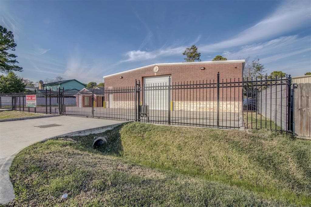 11126 Timber Crest Dr
