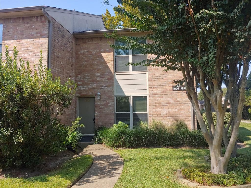 8801 Hammerly Blvd Apt 1801