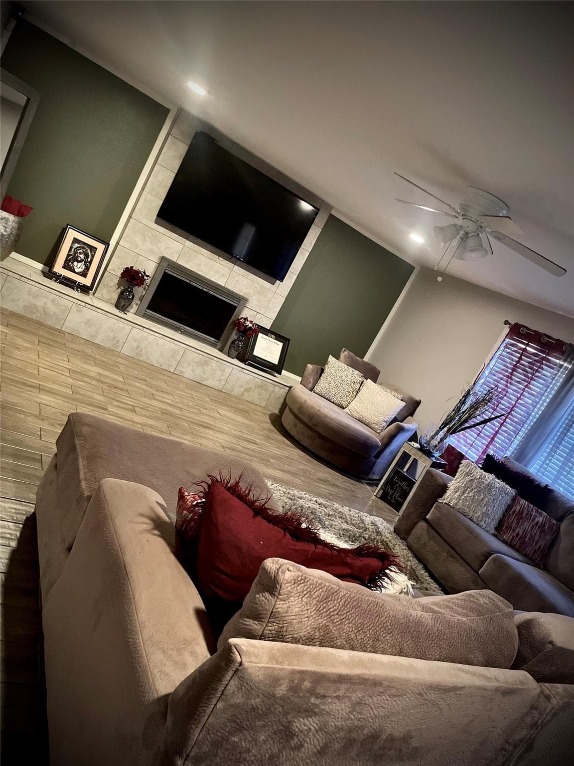Gallery image 2