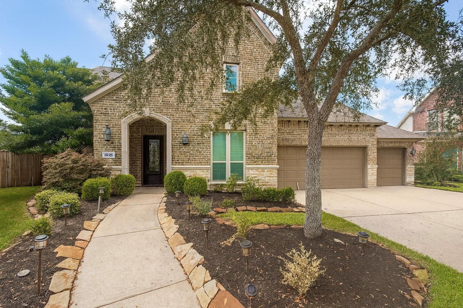 9702 Caldwell Way