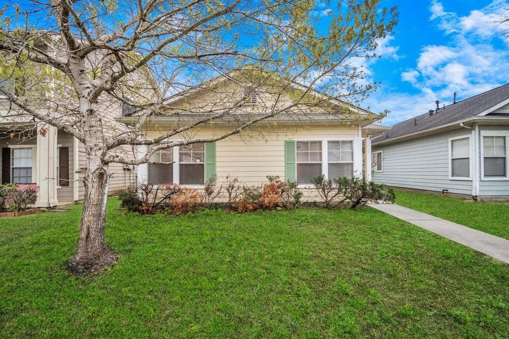 15963 S Alley Ct