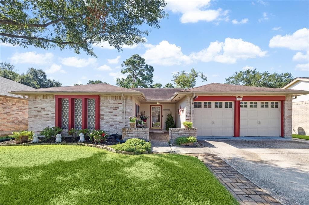 4827 Ingleside Ct