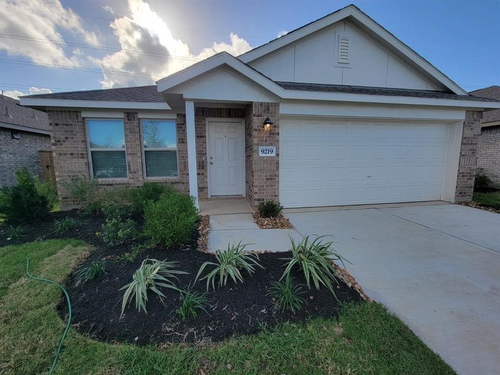9219 Redwood Branch Dr