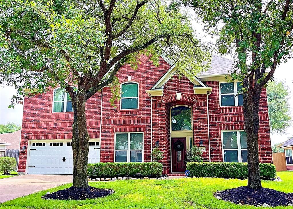 9512 Willow Crossing Dr