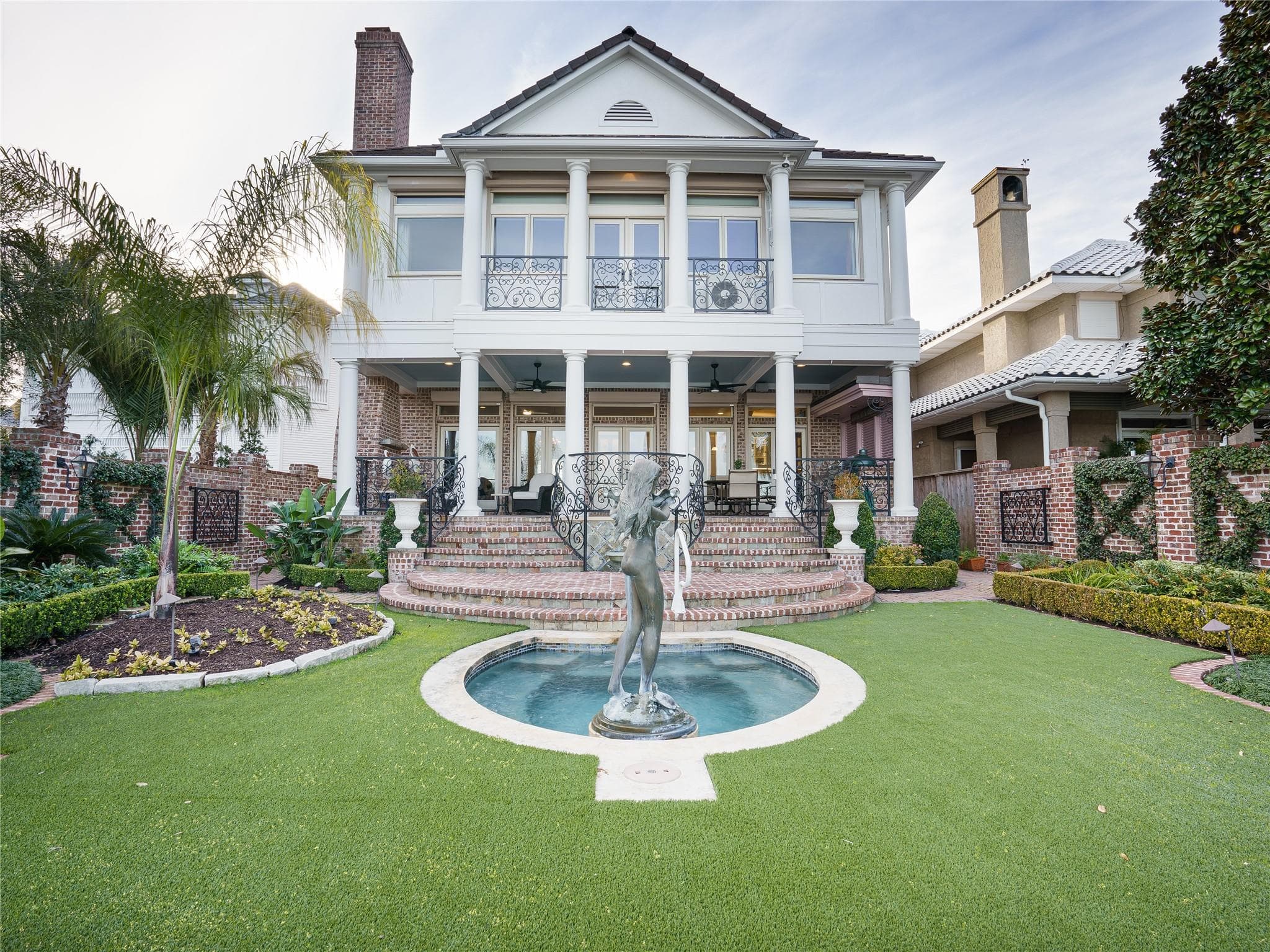 315 Blue Point Rd