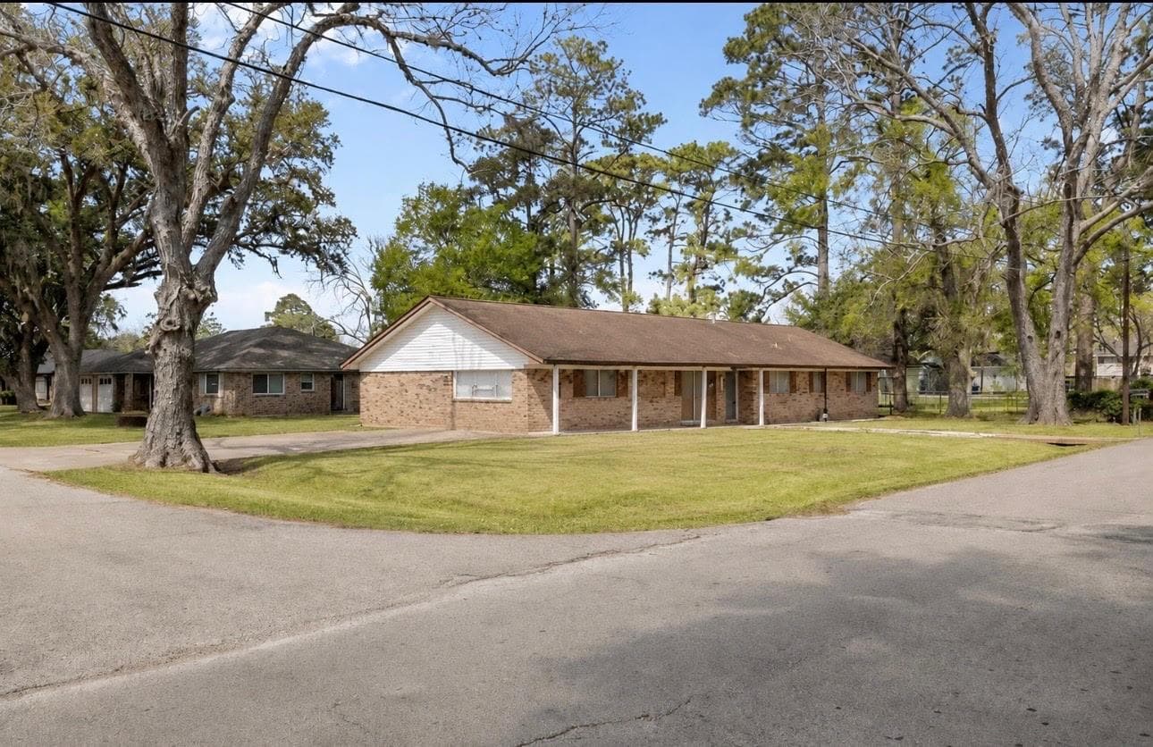 Main property image