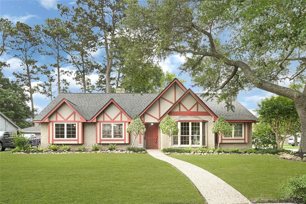 5815 Lookout Mountain Dr