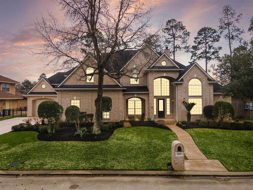 6103 Windrose Hollow Ln
