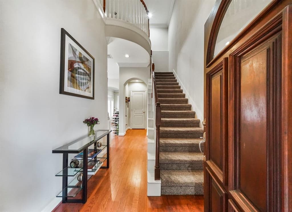 Gallery image 2