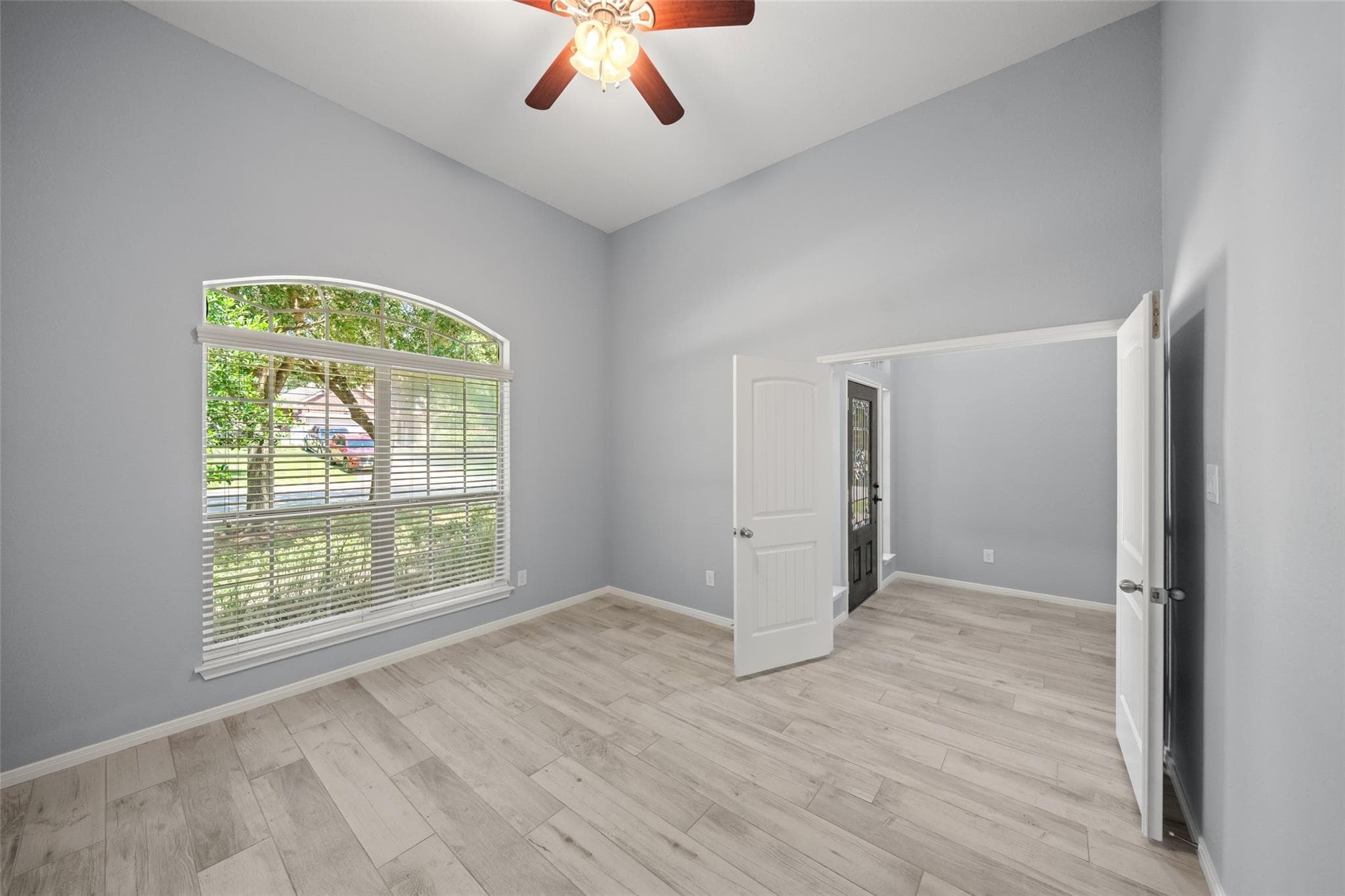 Gallery image 4