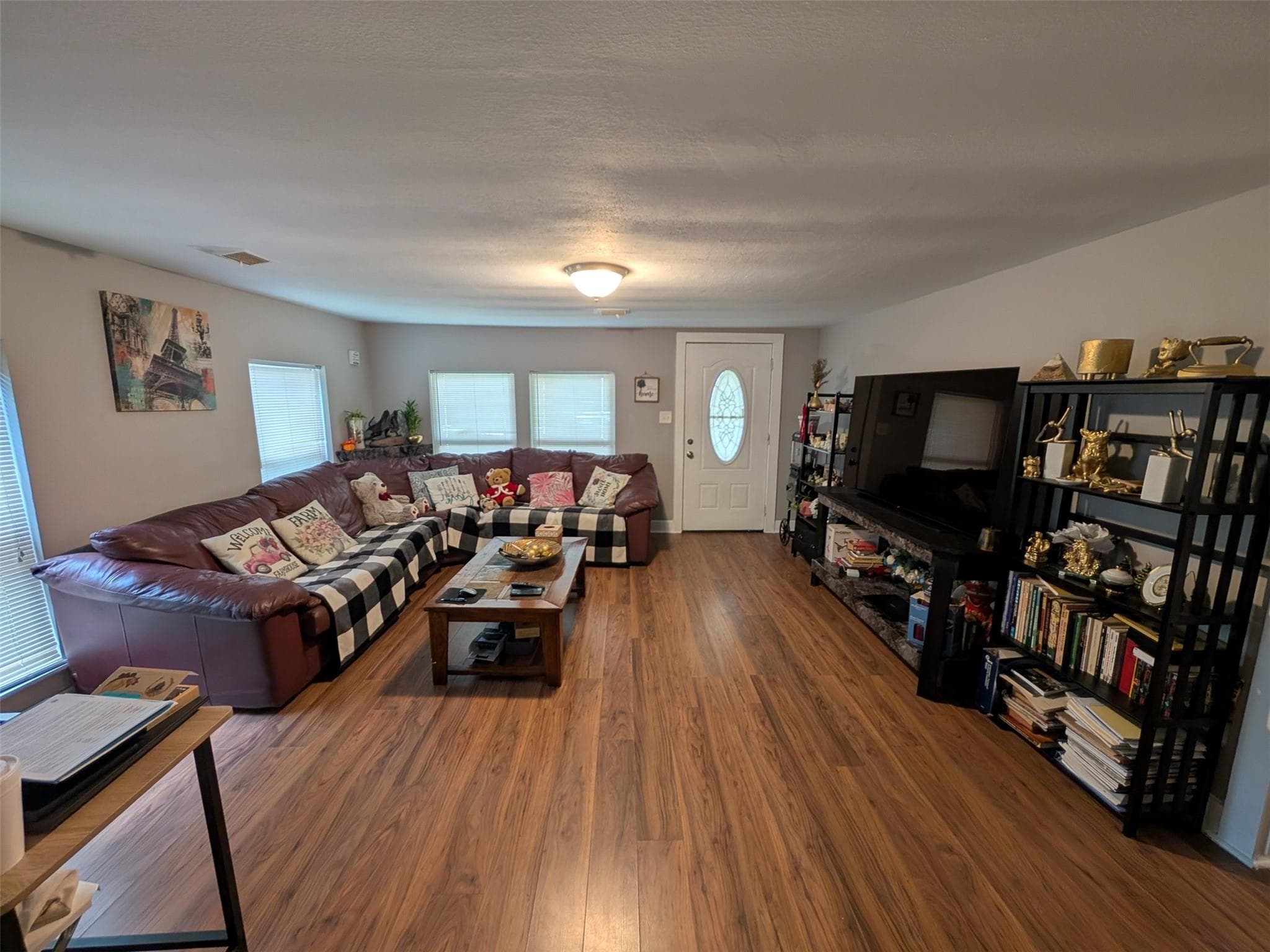 Gallery image 2