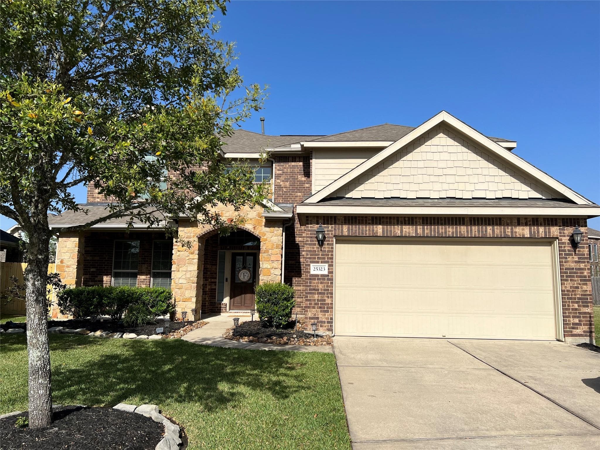 25323 Hawthorne Blossom Dr