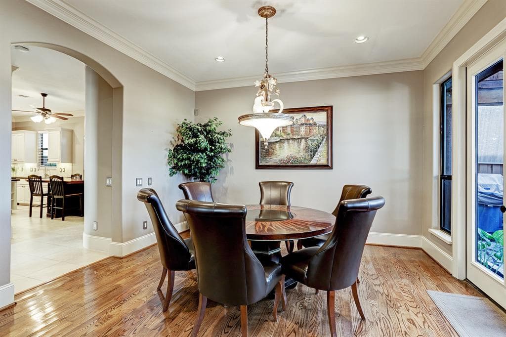 Gallery image 3