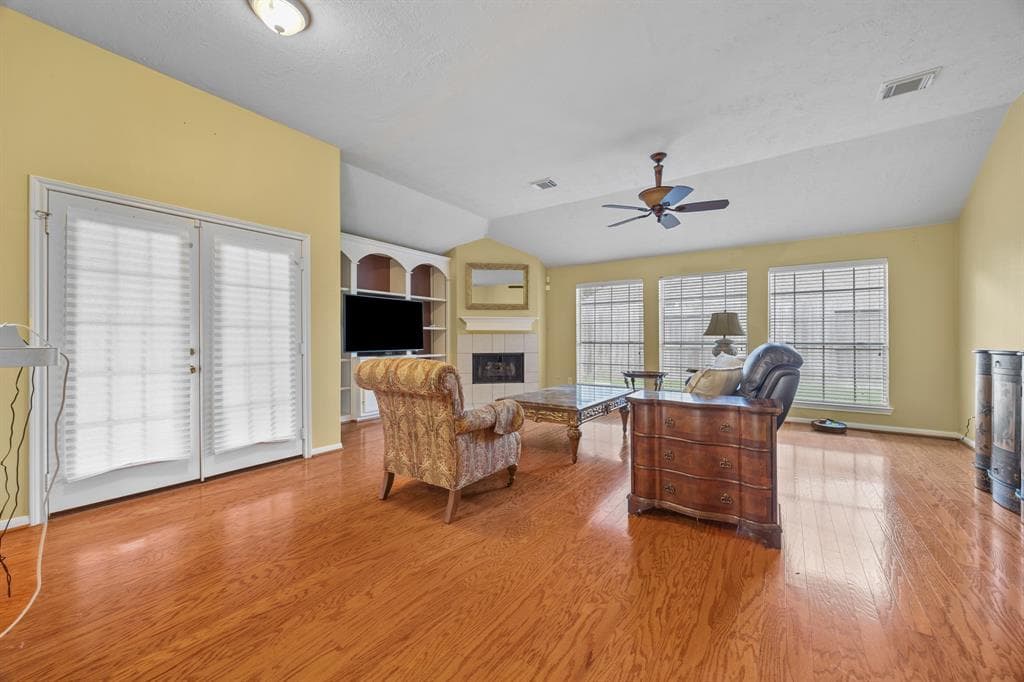 Gallery image 5