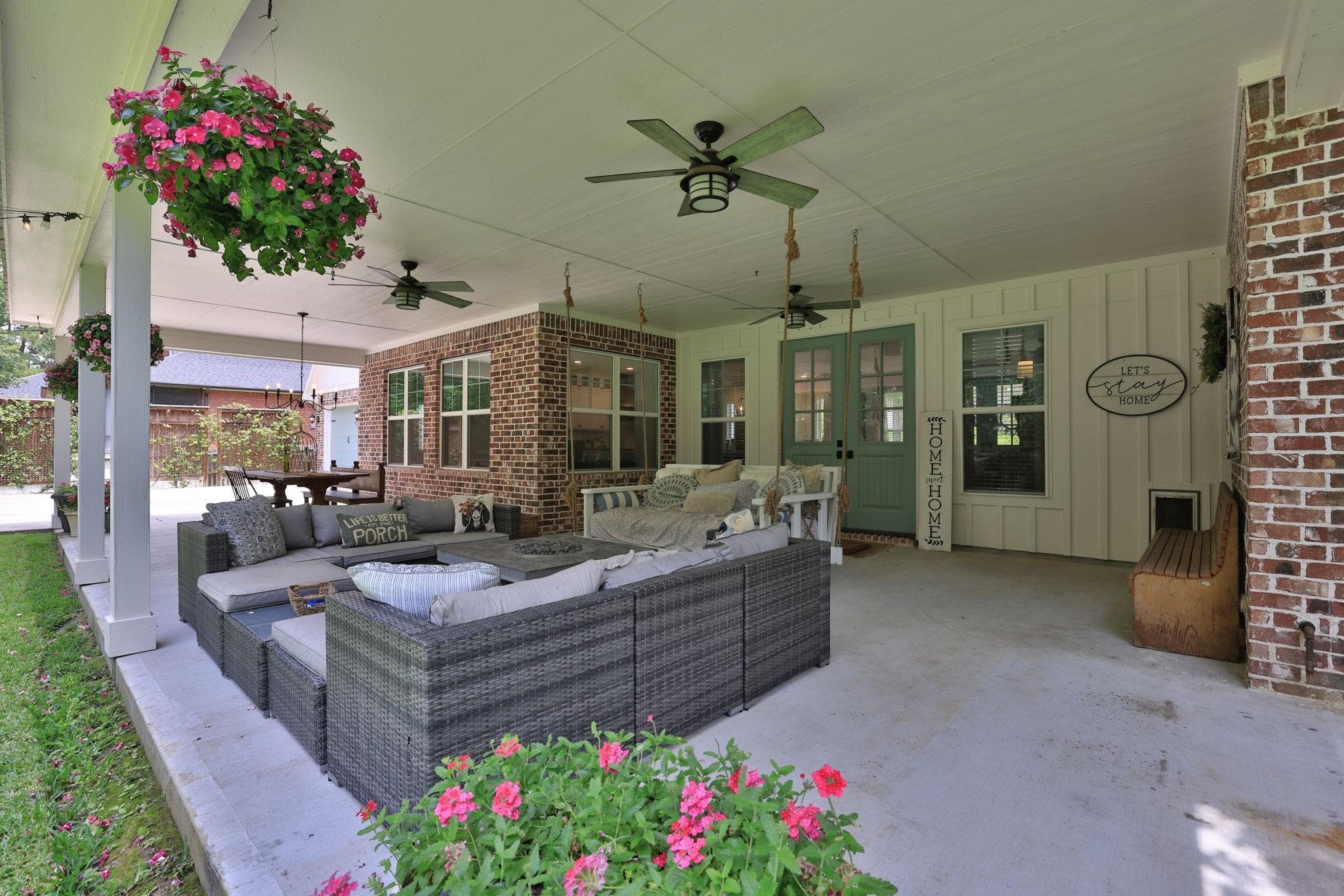 390 Camden Hls W