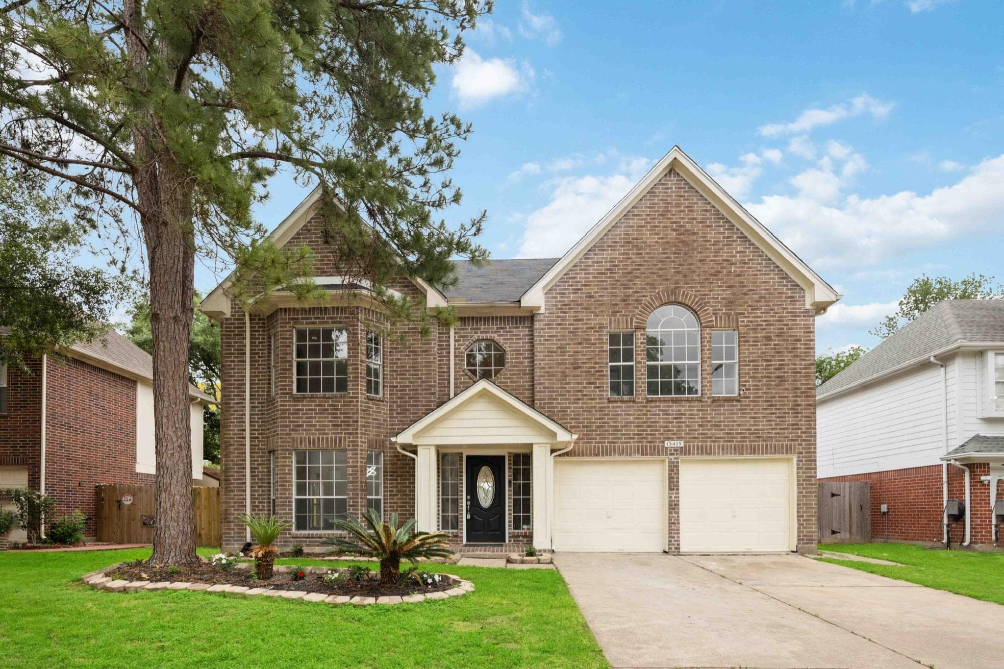 13415 Lynnville Dr