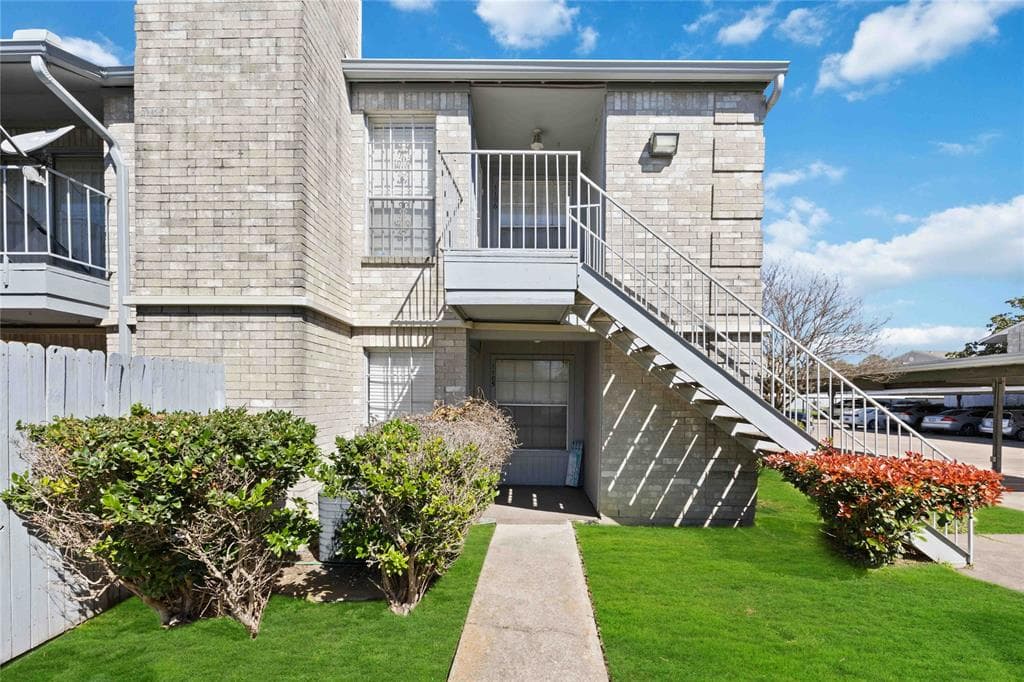 7400 Bellerive Dr Apt 1105