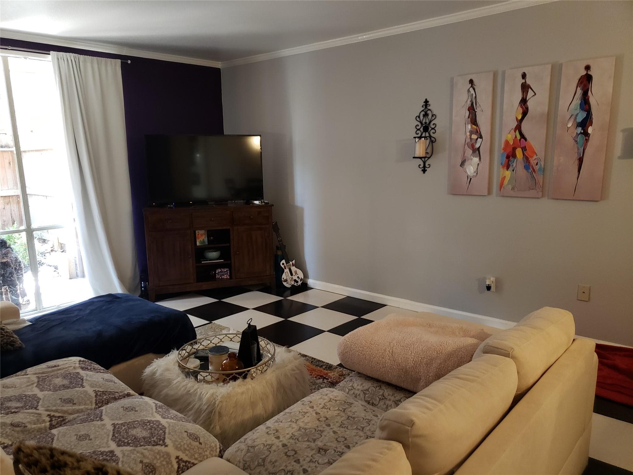 Gallery image 3