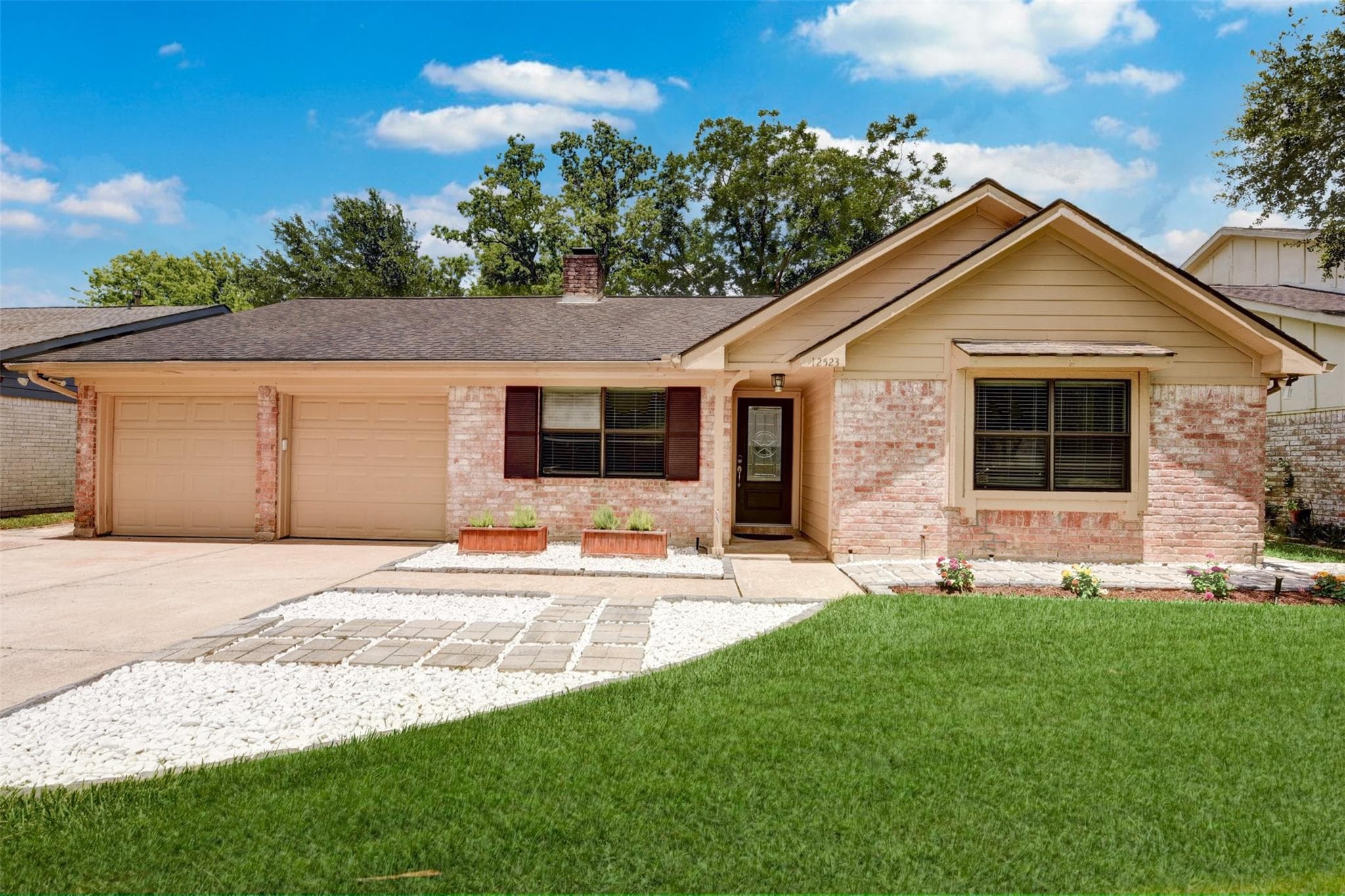 12523 Lancelot Dr
