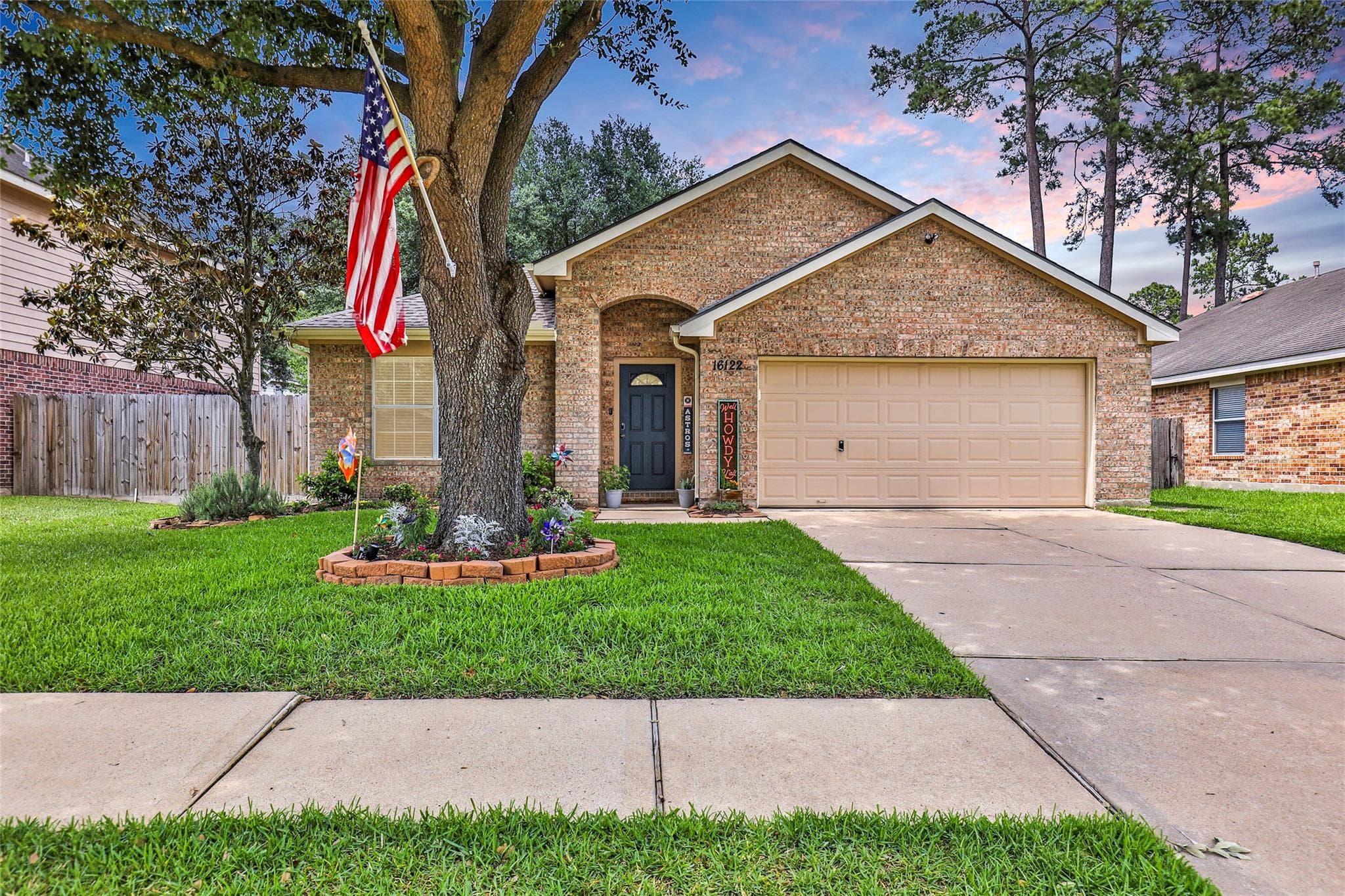 16122 Horseshoe Hill Ct