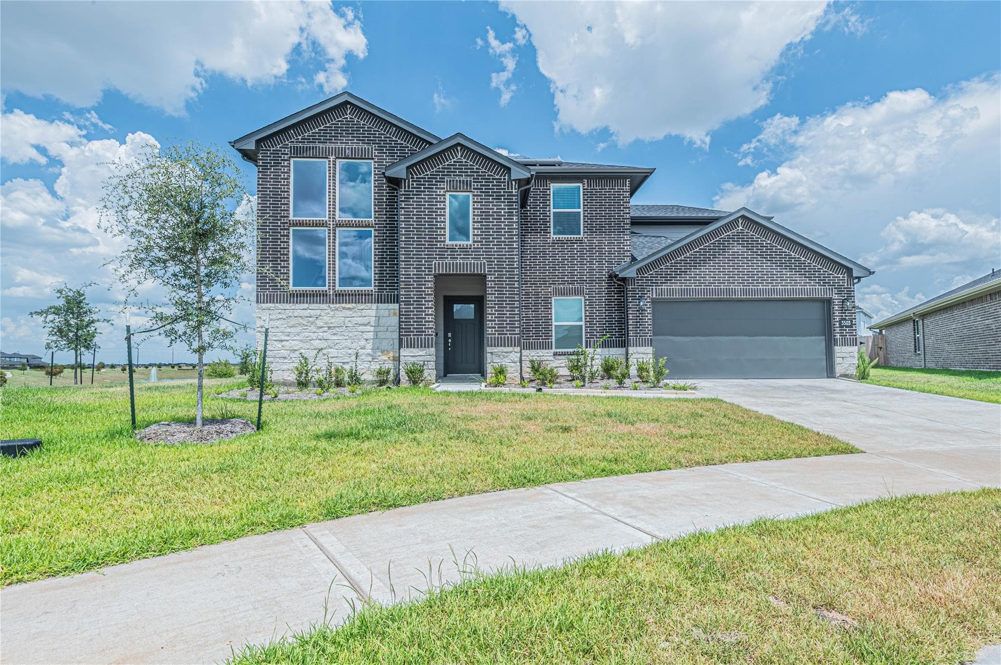 Main property image