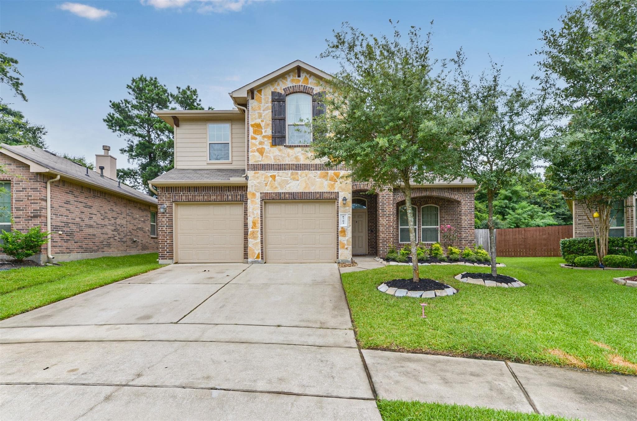 8702 Adrienne Dr