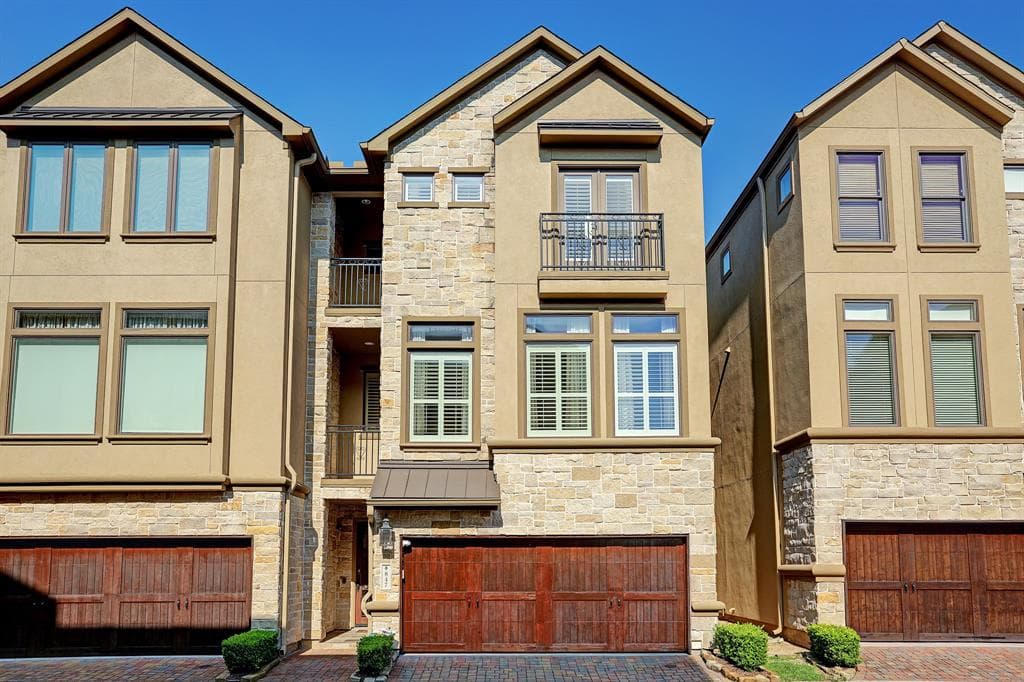 847 Rosastone Trl