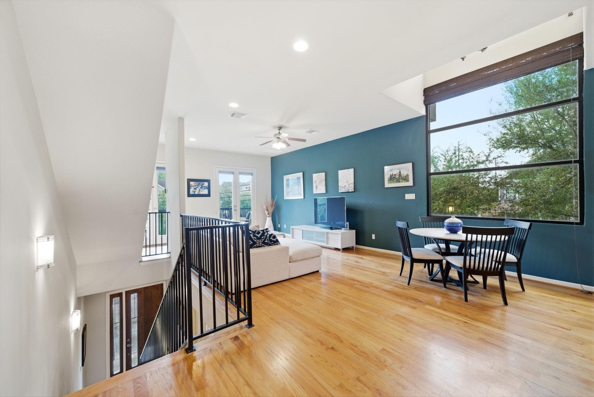Gallery image 2
