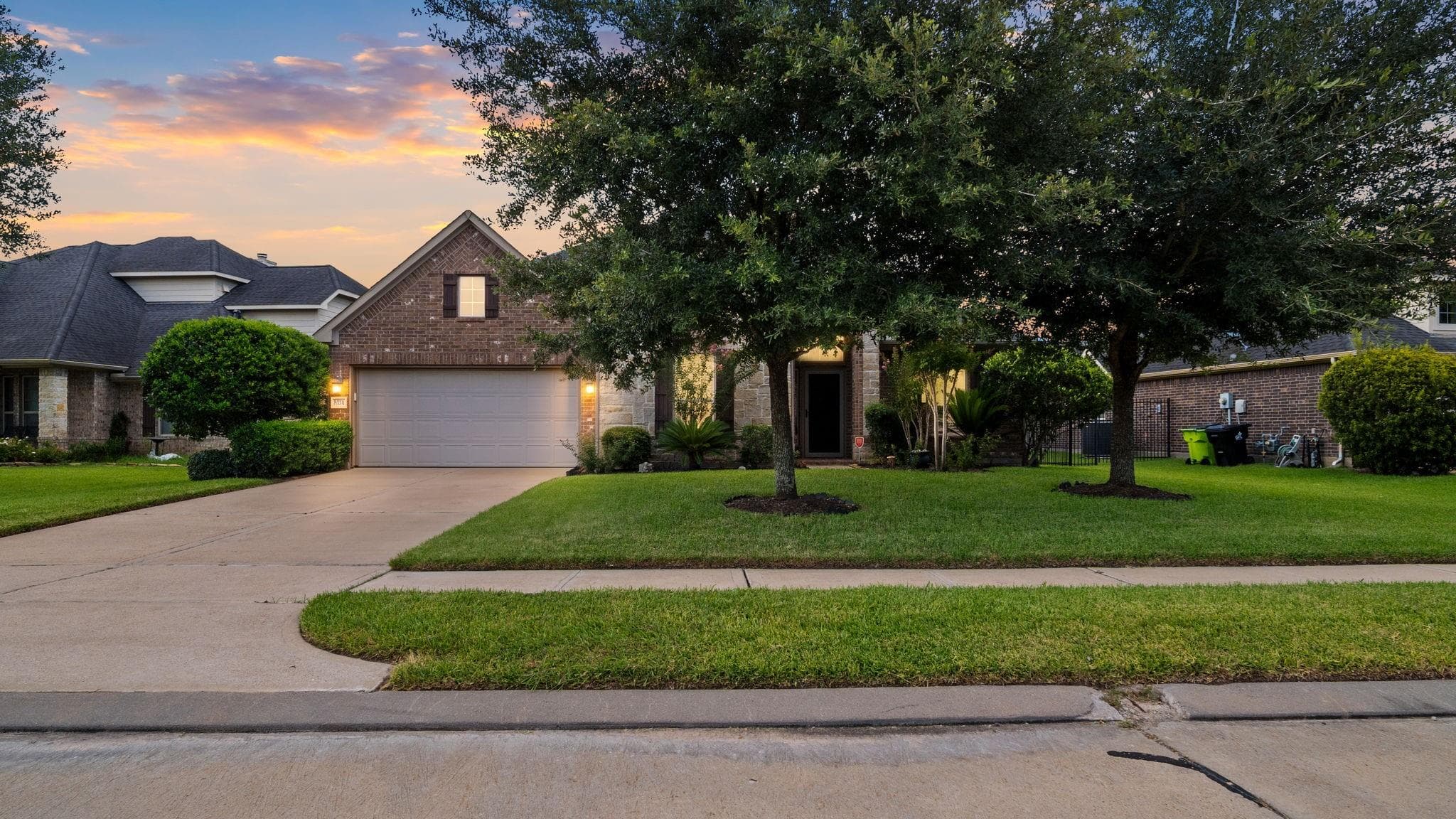 7935 Lake Commons Dr