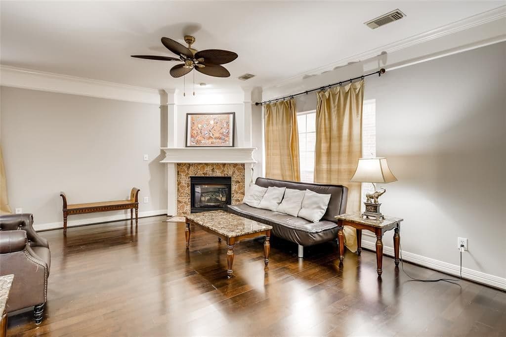 Gallery image 4