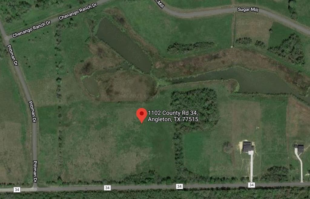 1102 County Road 34