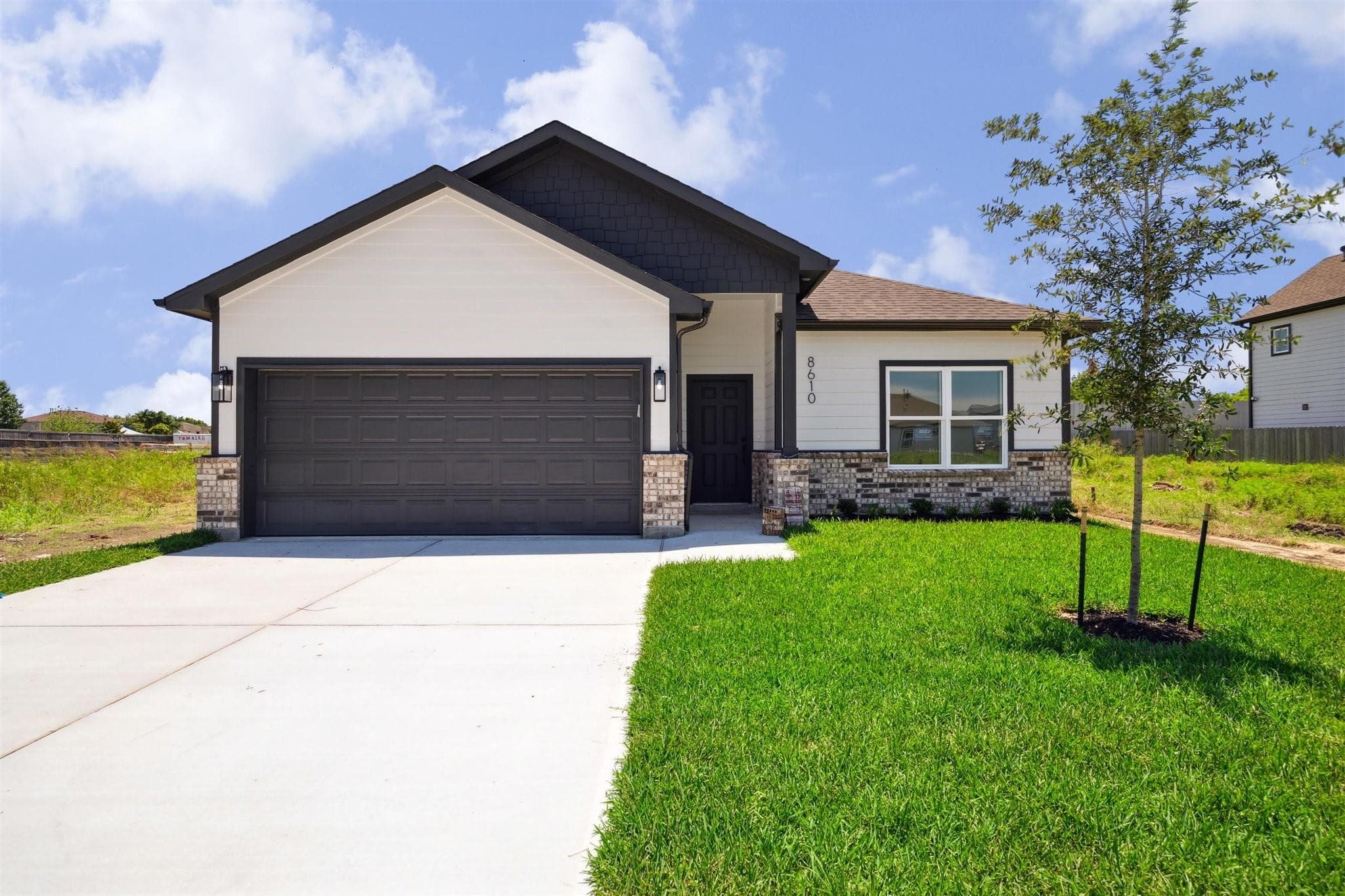 8610 Viera Ln