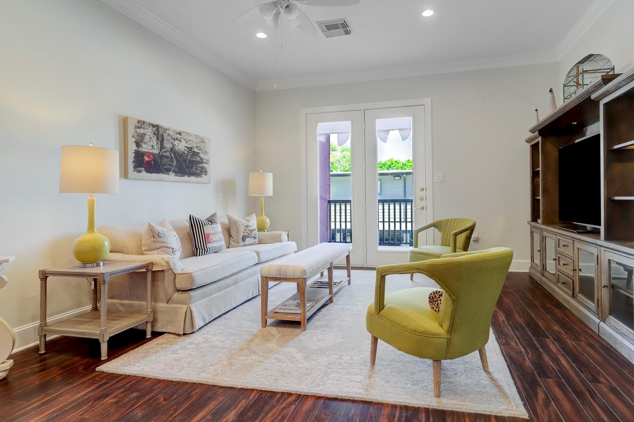 2400 Mccue Rd Apt 146