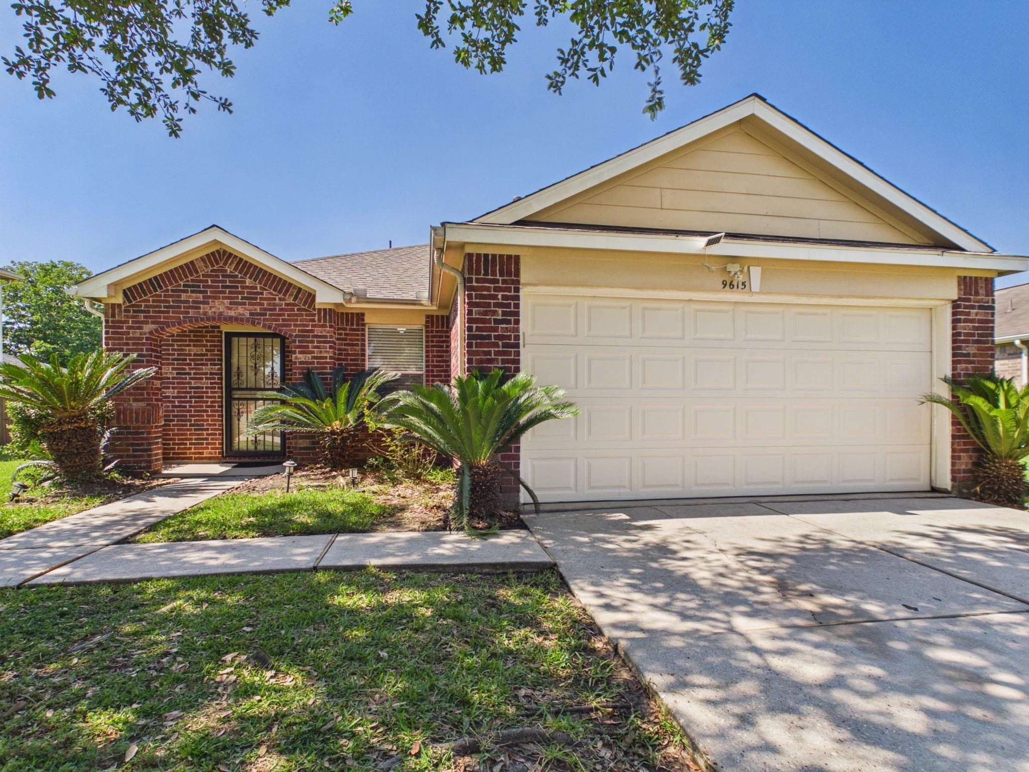 9615 Adobe Rose Dr