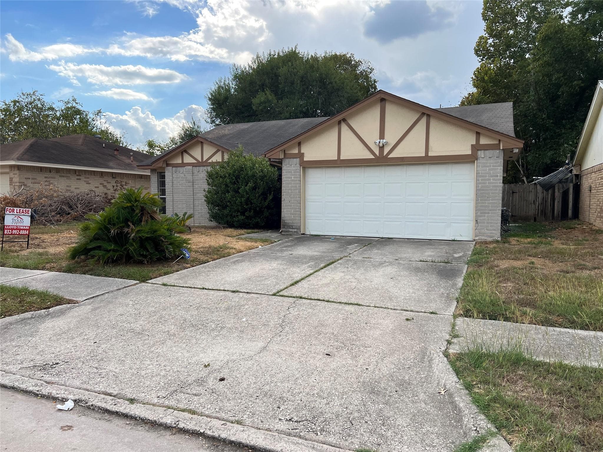 11611 Cliveden Dr