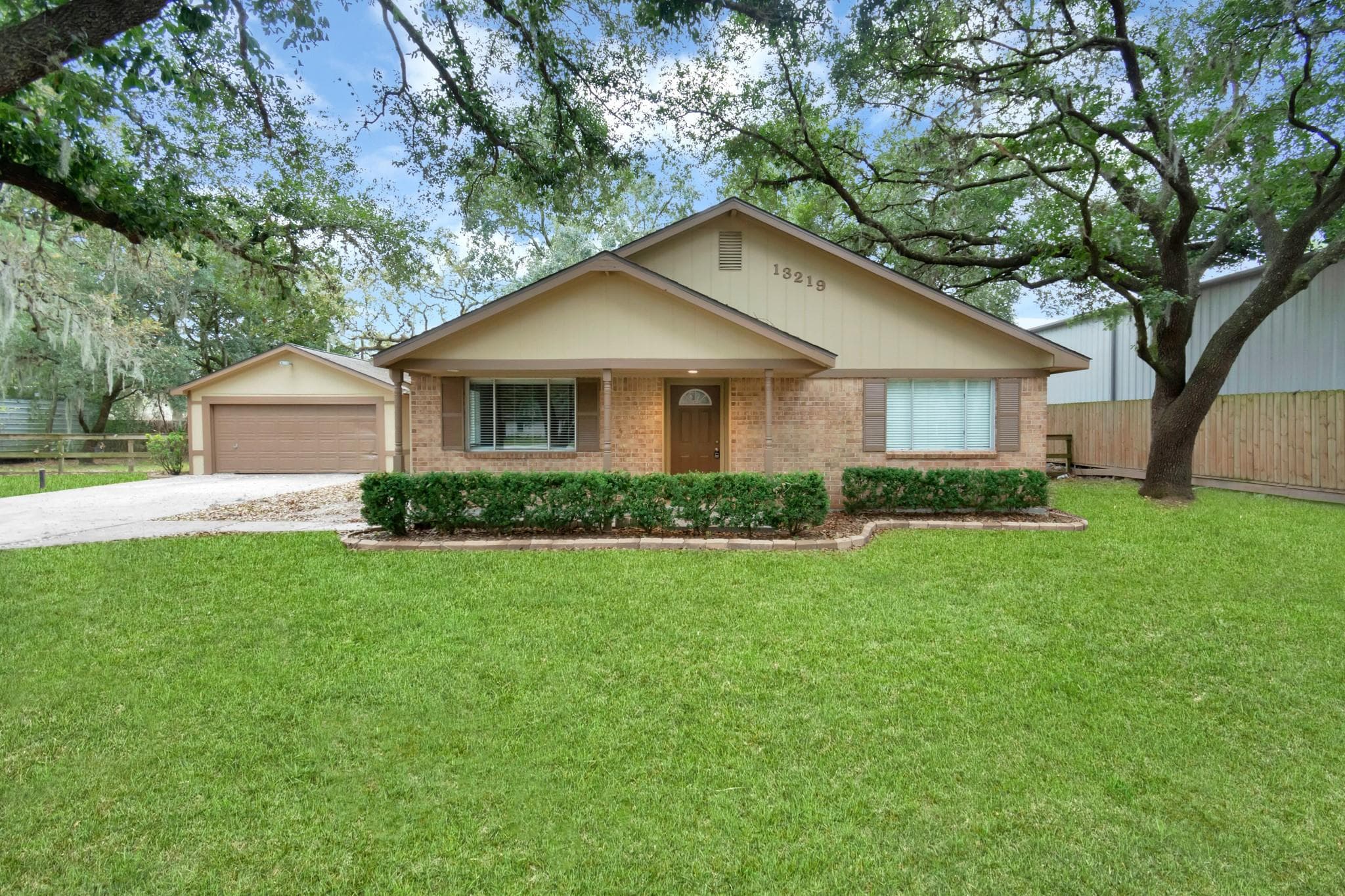 13219 Jasper Ln