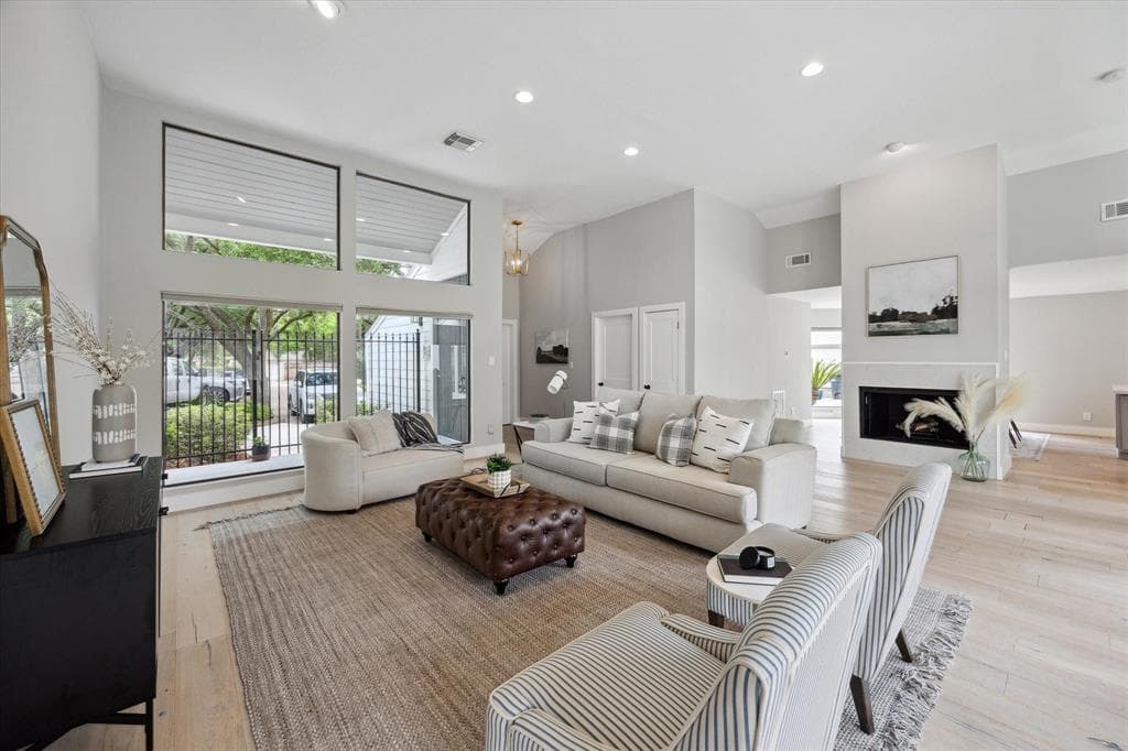 625 Rancho Bauer Dr