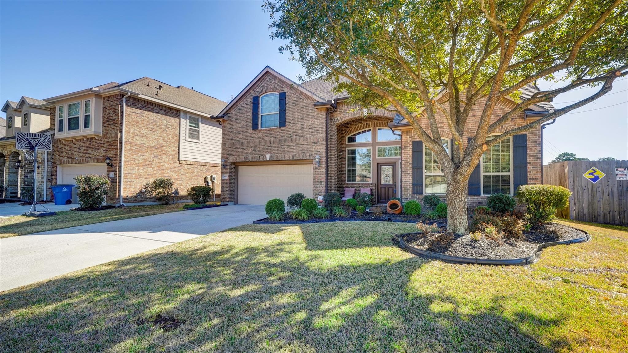 5915 Glen Lief Ct