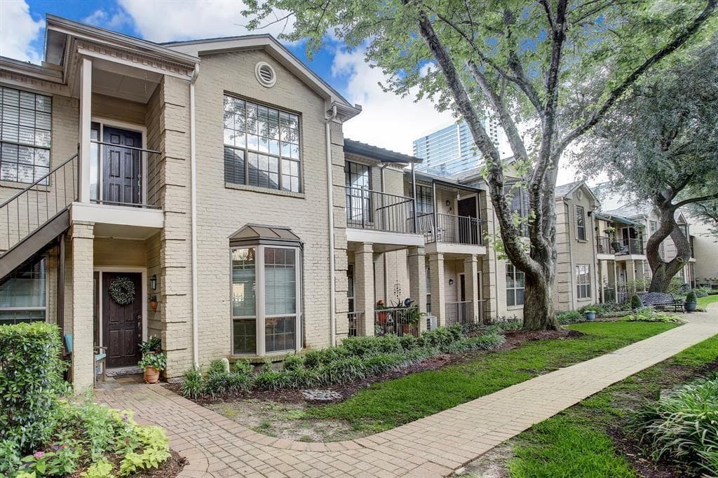2700 Revere St Apt 136