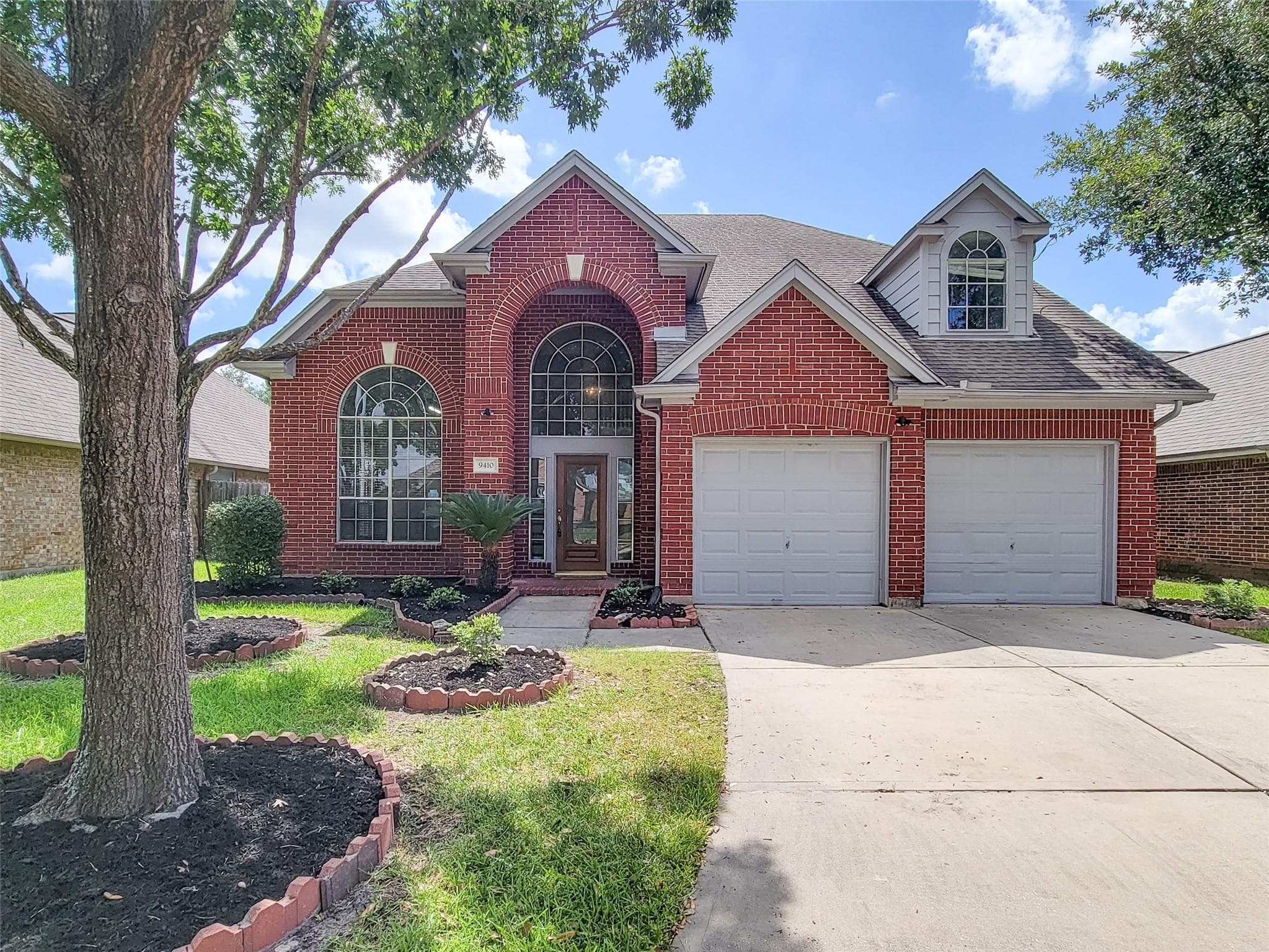 9410 Barretts Glen Ct
