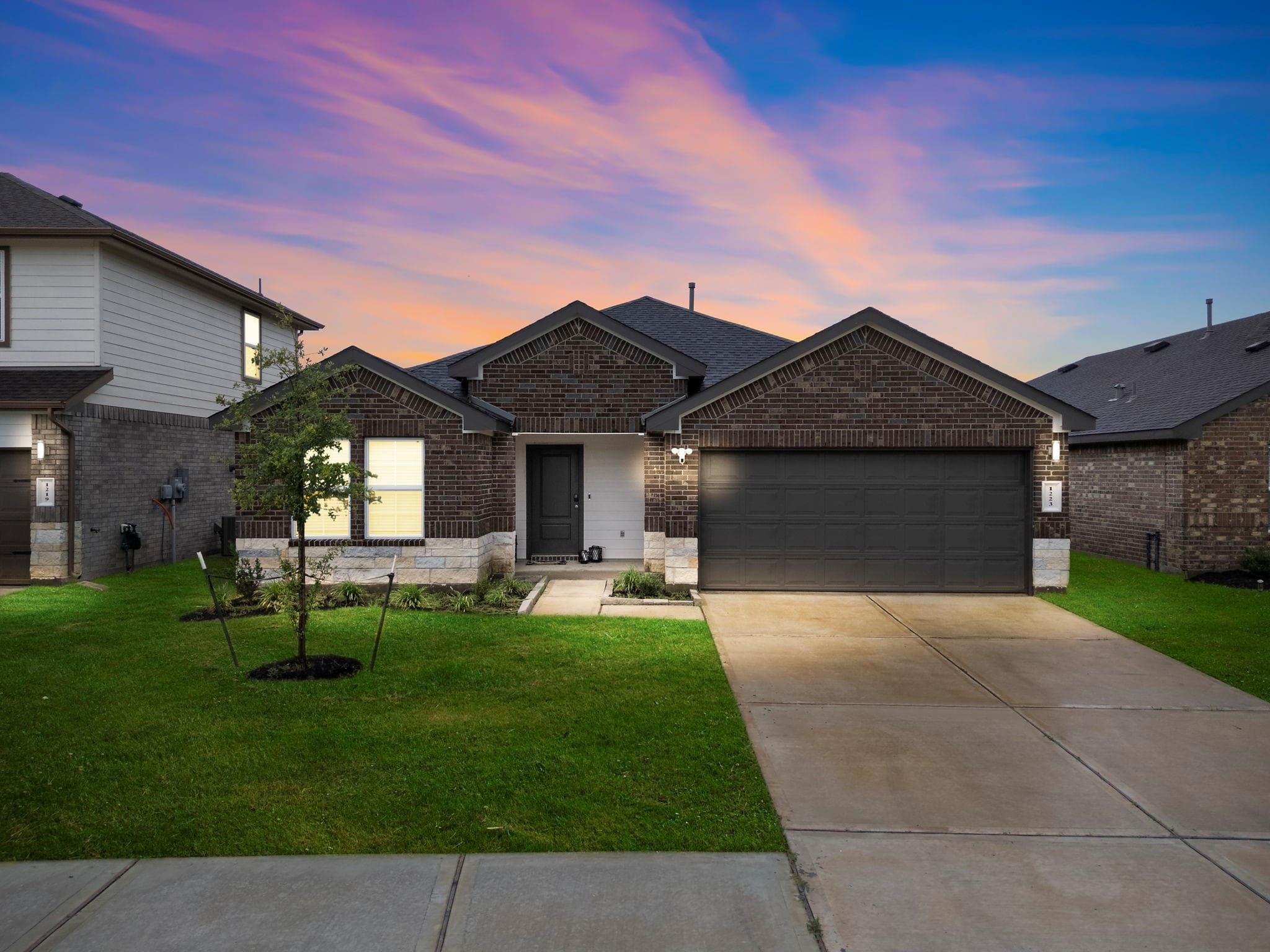 1223 Kinder Sky Ln