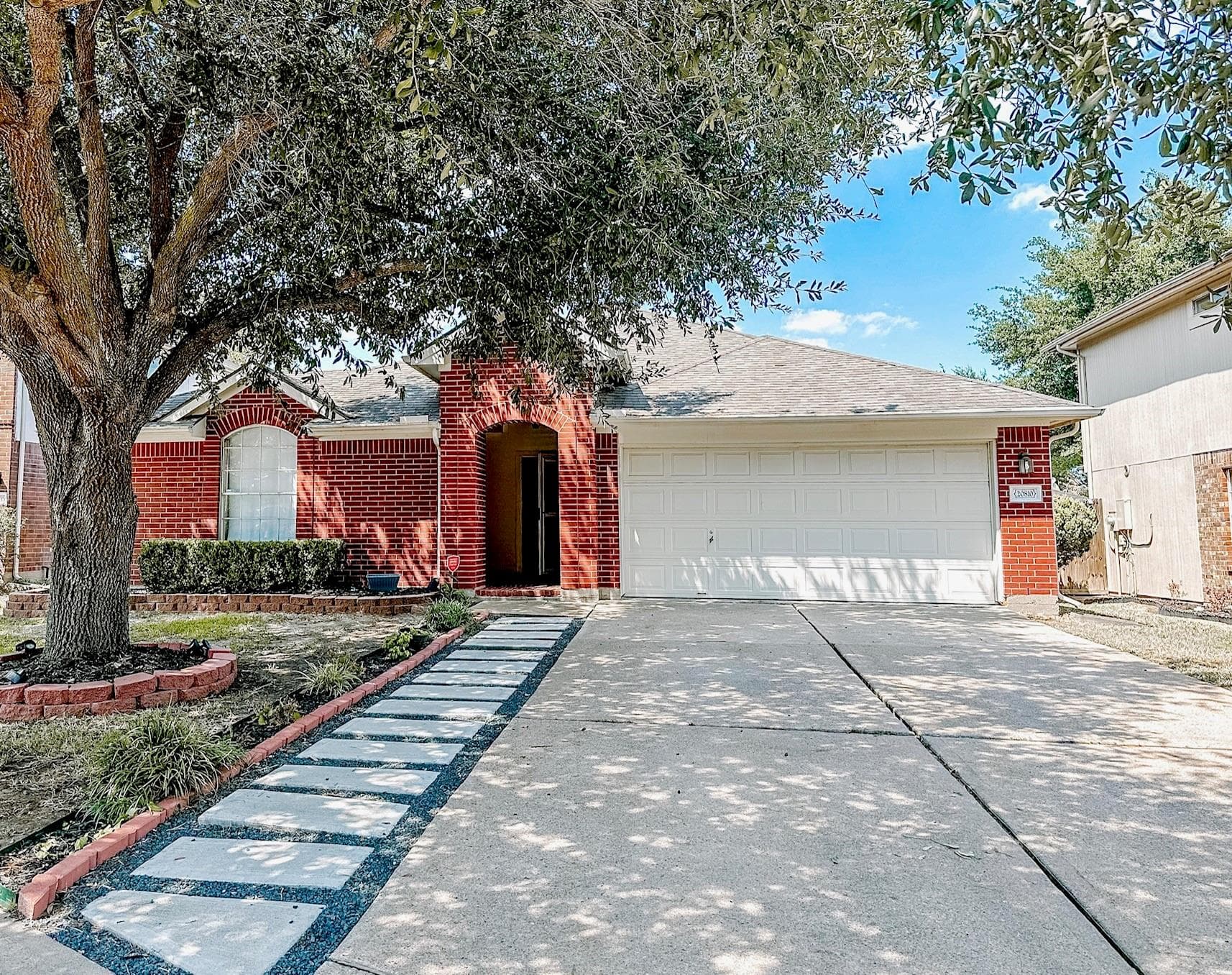 Main property image
